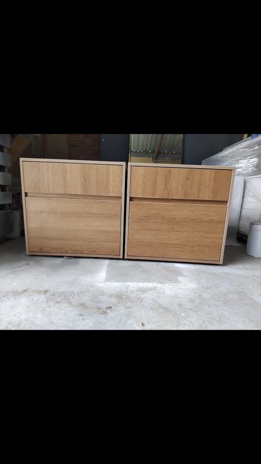 Geometric wall mirror